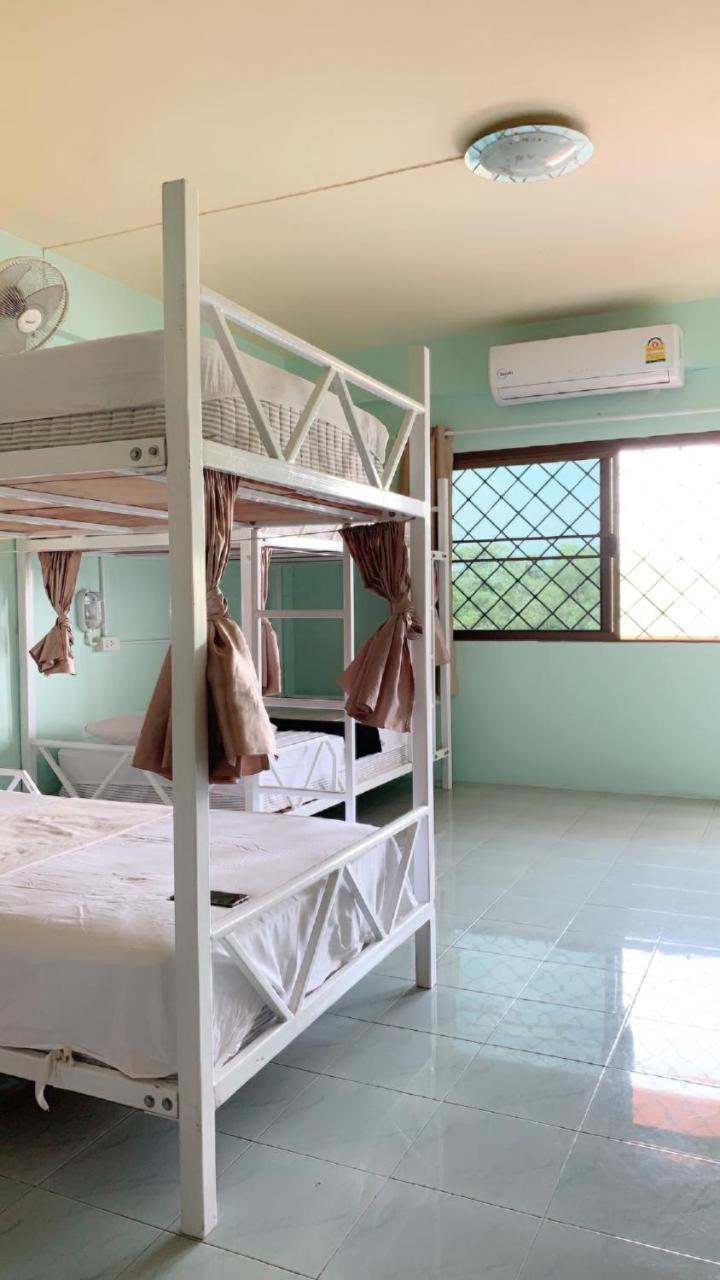 Cube Hostel Krabi town المظهر الخارجي الصورة
