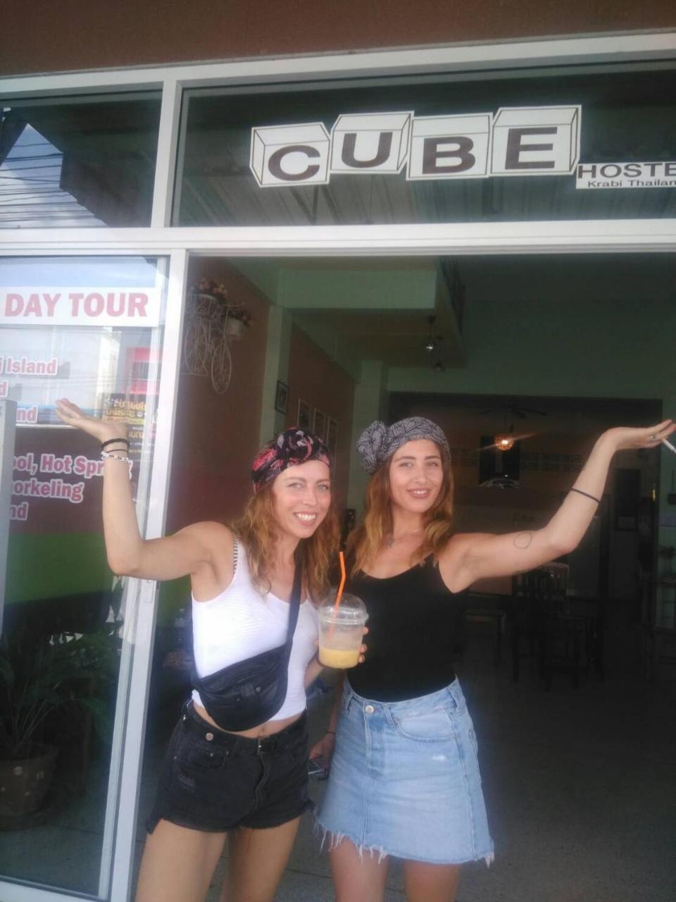 Cube Hostel Krabi town المظهر الخارجي الصورة